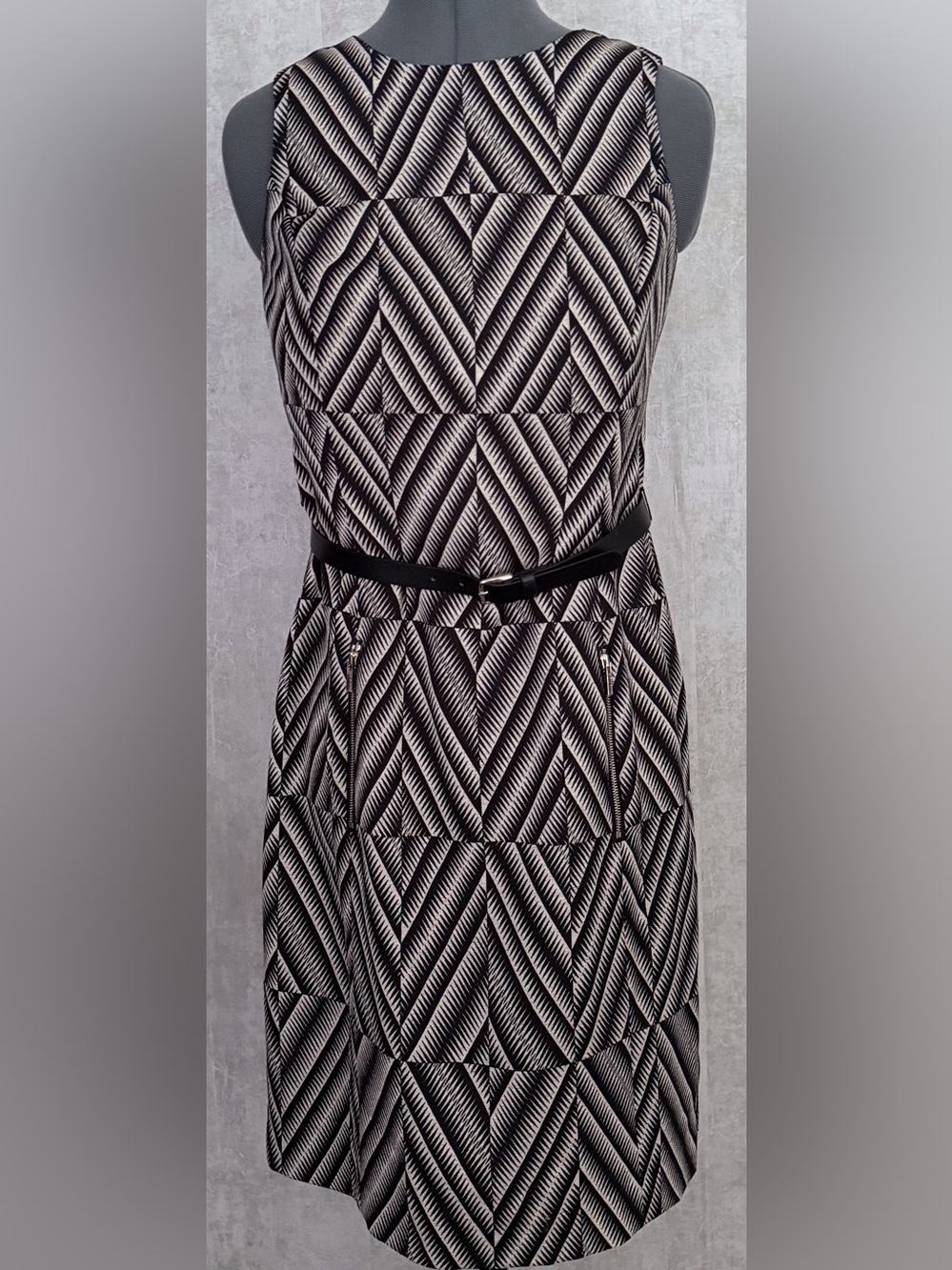NWT Anne Klein Women’s Belted Pencil Dress Black/Tan Print Sleevleess Sz 4